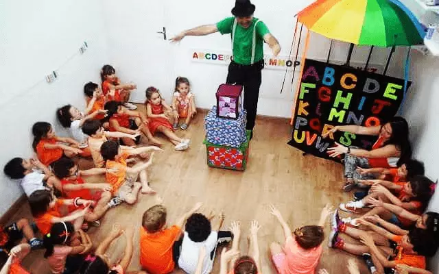 teatro de fantoches para festa infantil